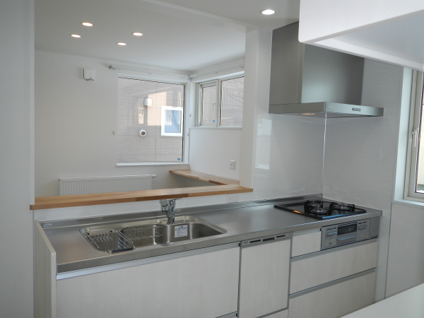 �{�H����@�D�y�s���ʋ�